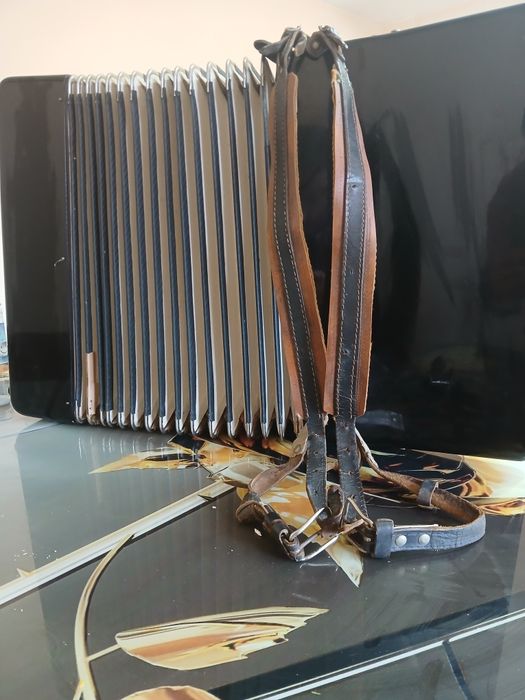 Продавам Акордеон  Weltmaister Стела 60 баса