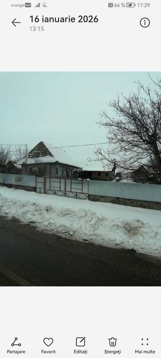 Casa de vanzare la țară - cu teren și utilitati