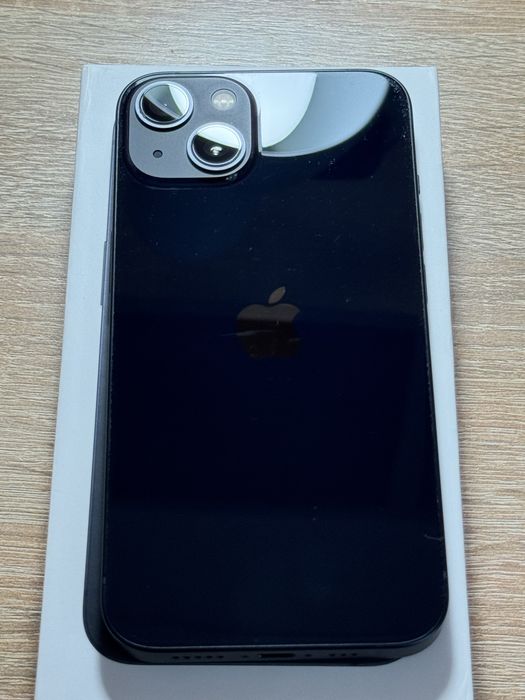 IPhone 13 128gb (midnight blue)