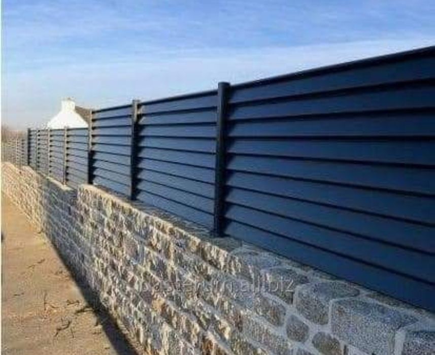 Executam garduri și porți la comanda clientului