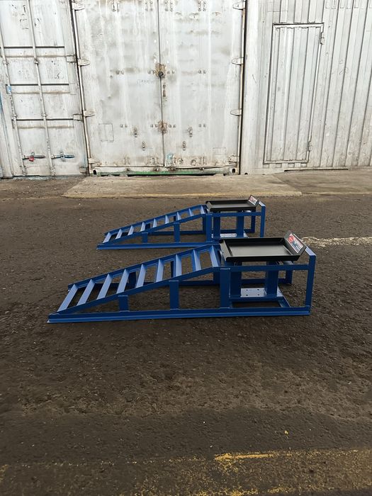 Этакада для ремонта автомобиля