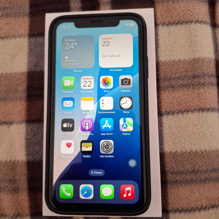 iPhone XR в хорошем состоянии