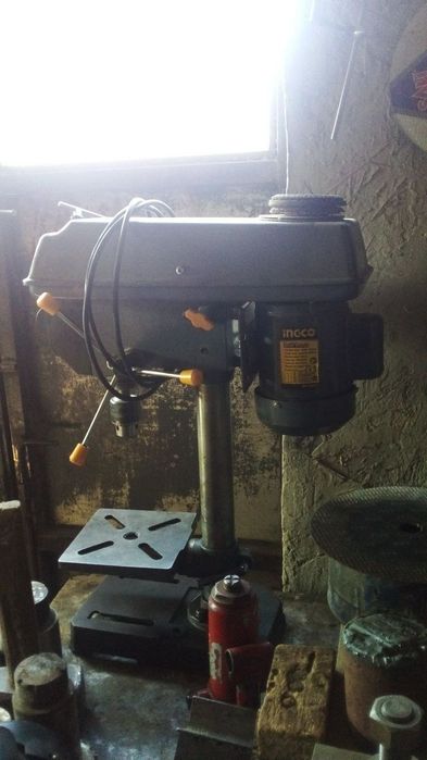 Станки фрейзерный и токарные