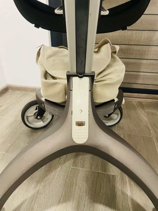Количка 3 в 1 Stokke V4