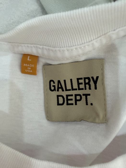 Tricou Gallery Dept.