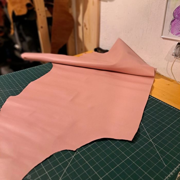 Piele naturala tabacita, piele la metru, marochinarie leather handmade