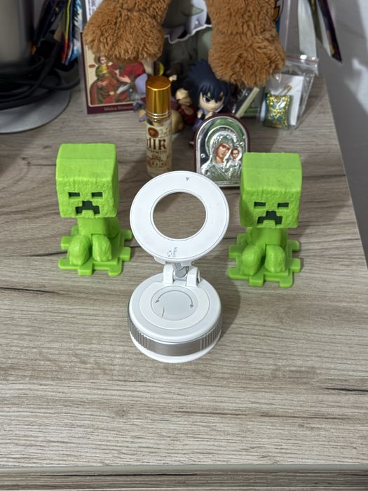 Suport telefon 360° reglabil cu vacuum, compact, ideal birou & mașina