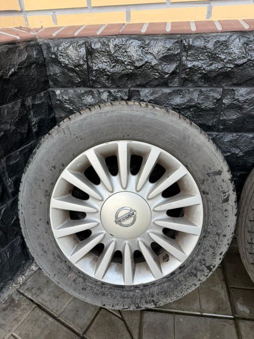 Диски с резиной в отличном состояни