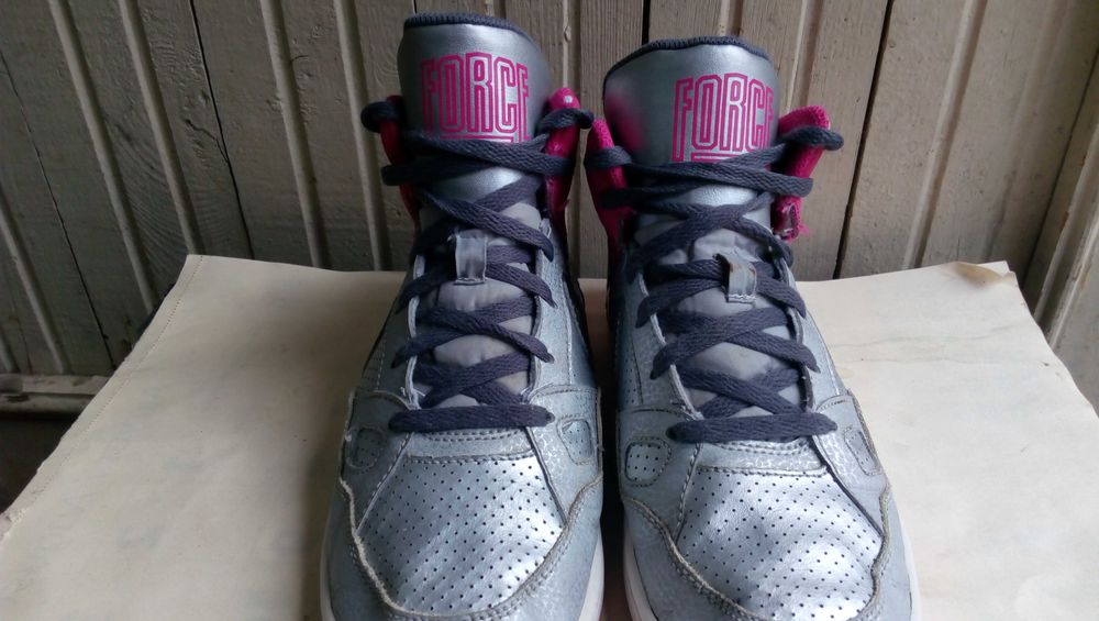 ''Nike Son Of Force Mid''оригинални маратонки 35 номер