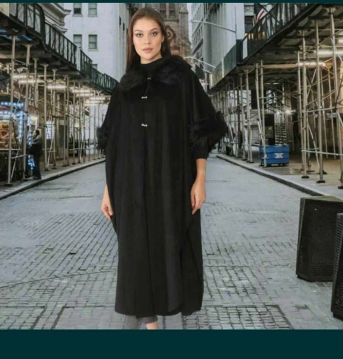 Дамско Пончо с яка -еко кожа,