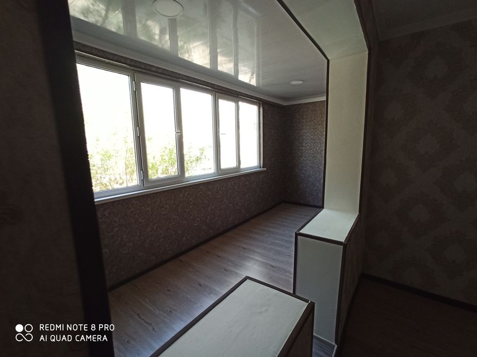 Квартира сотилади. Чирчик Троицкий. 14 мактаб олдида