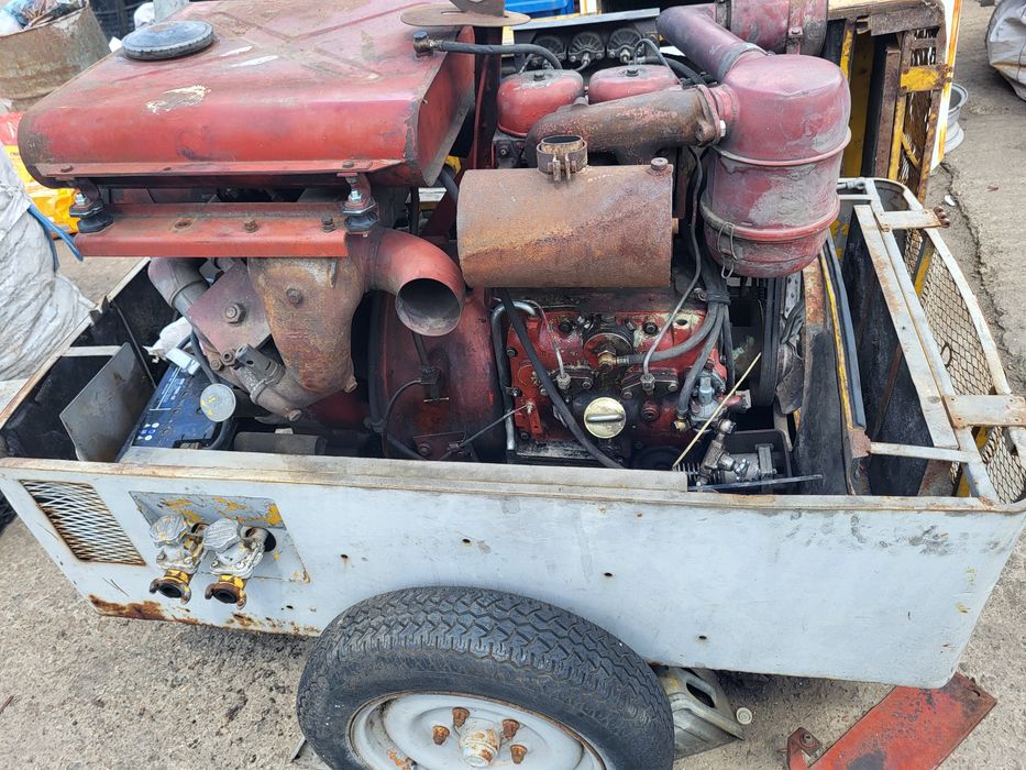 Vand motocompresor atlas copco