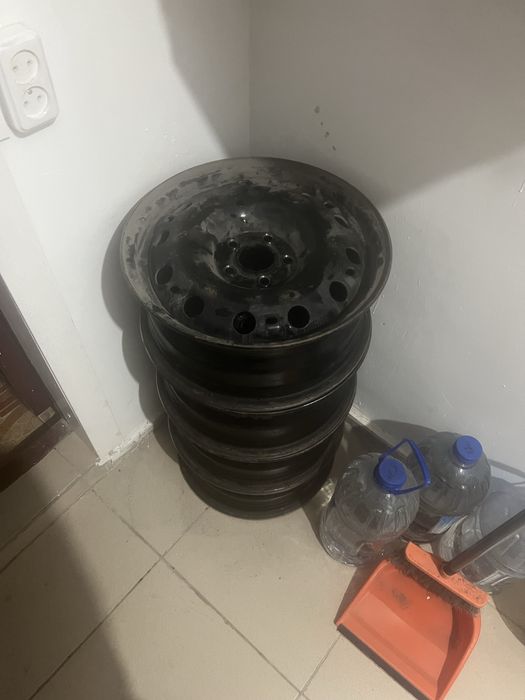 Продам диски железные оригинал