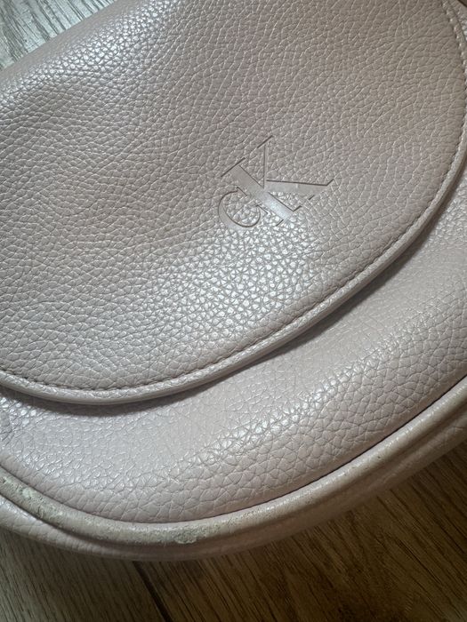 Чанта calvin klein през рамо ( оригинал)