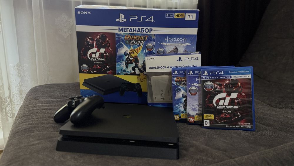 Sony playstation 4