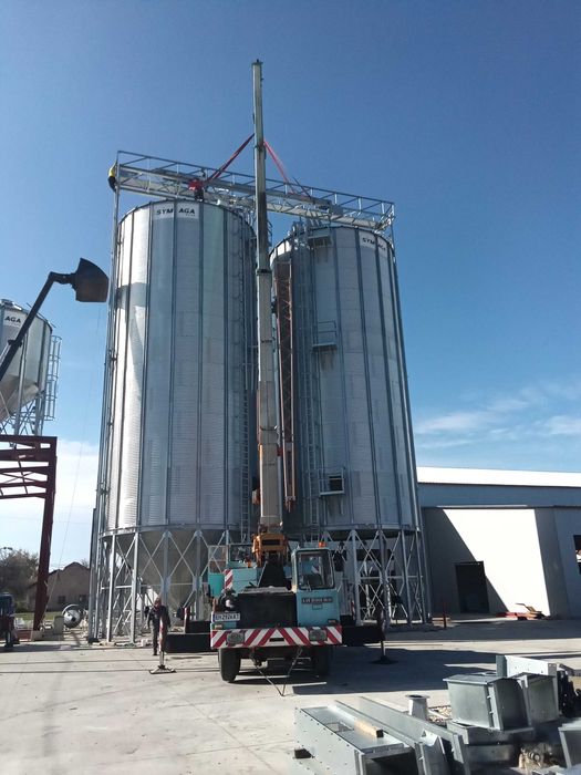 Услуги.Камион с кран,Багери и Самосвали,Автокран 40метра.