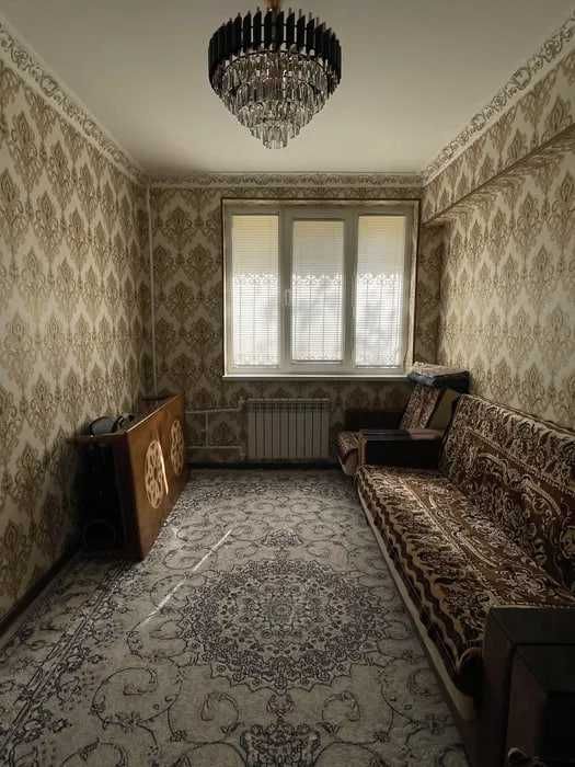 Продаётся  !!! Просторный  уютный 2хкомнатный квартира в Каракамиш2/4