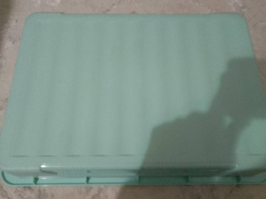 Пластмасова кутия с охлаждащ елемент