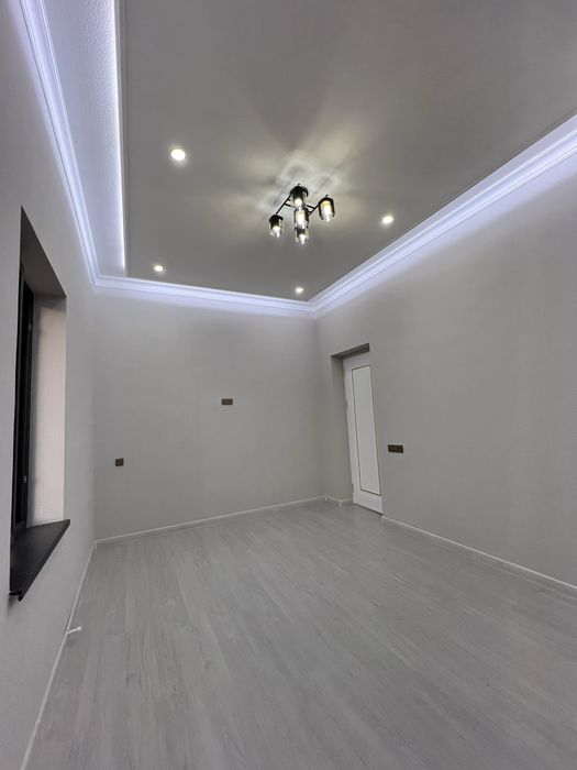 Продается участок.  5 комнатная 1,6 соток