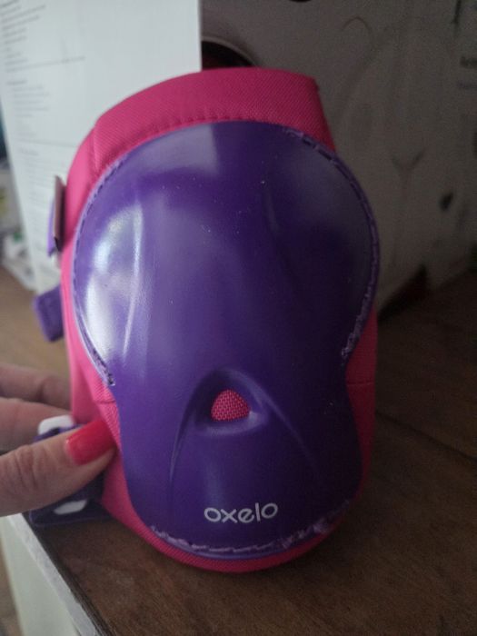 Ролери 30-32 номер, каска, налакътници и наколенки