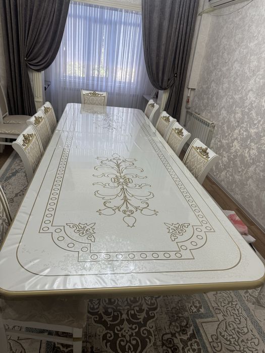 Новый стол гостевой
