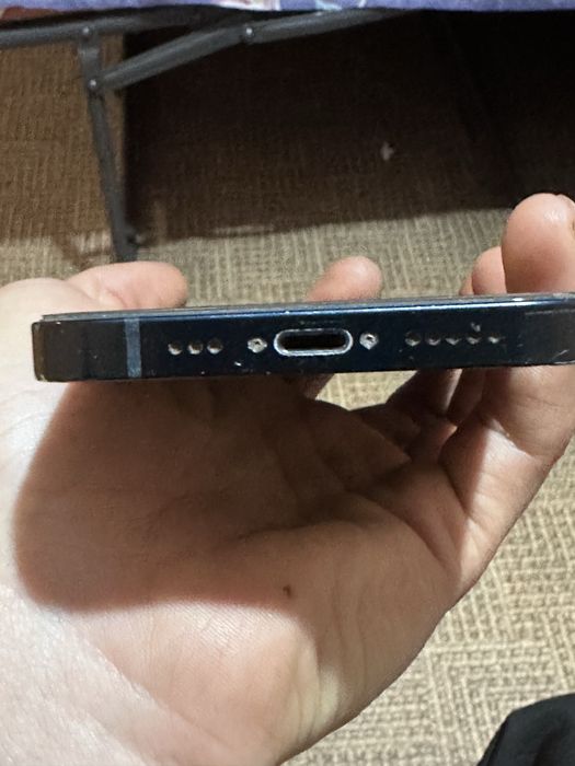 Iphone 13  256гб емкость 100