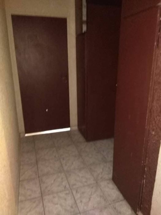 Продава се Тристаен апартамент в Лом - 80 кв.м за 351 €/кв.м - Снимка #2