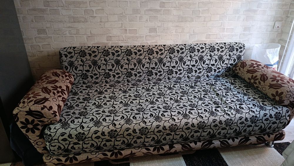 Продам Диван вместе с креслом
