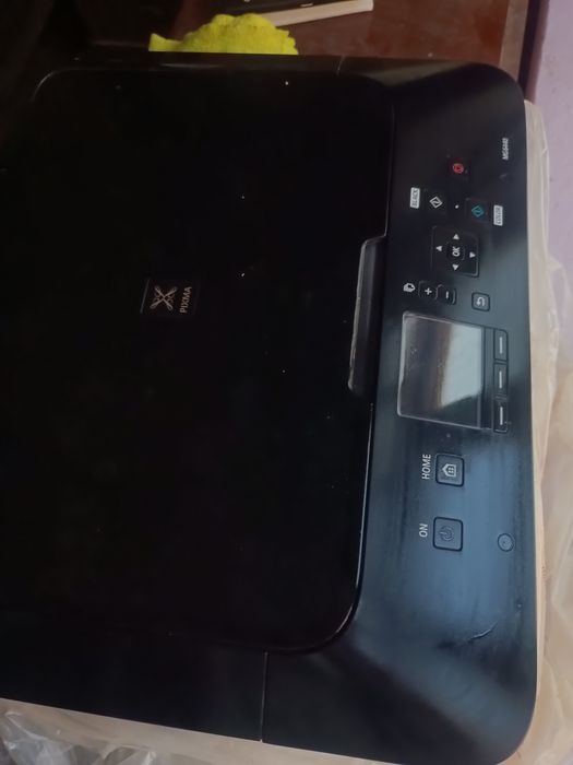 Продам принтер на запчасти