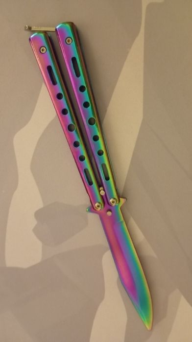 Cuțit butterfly neascuțit