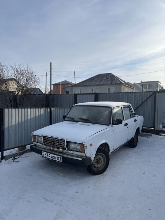 Продам ваз 2107 на ходу сел и поехал обмен придлагайте званите пишите