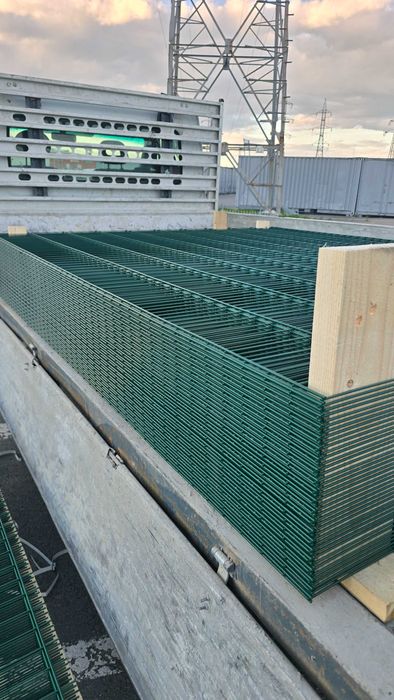 Panou gard bordurat  gri antracit /verde/ plasa gard zincata + vopsita