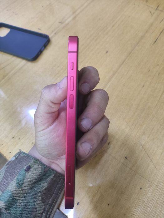 Айфон 12 в идеальном состояний