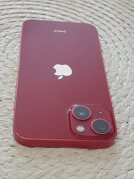 iPhone 13 в добро състояние