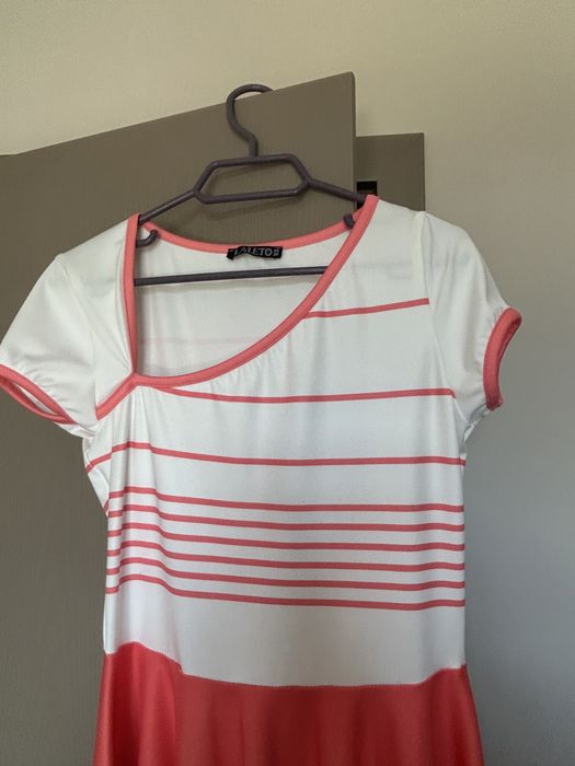 Дамска рокля