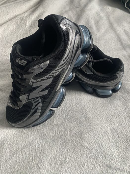 Продавам мъжки New Balance 2000 ABZORB
