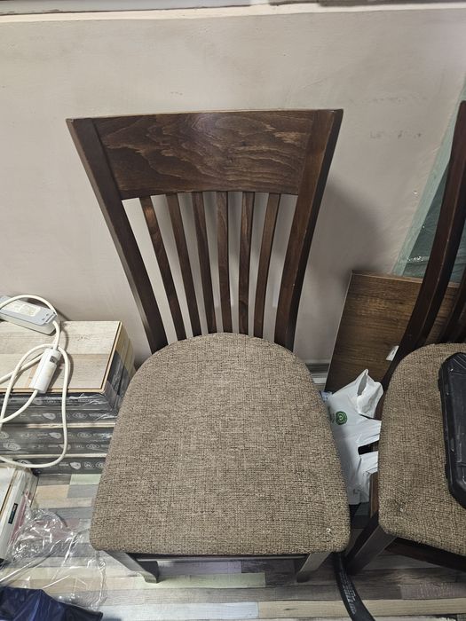 Дървена маса+3 стола