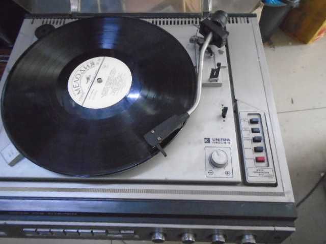 проигрыватель винилов "Вега -109" (СССР)