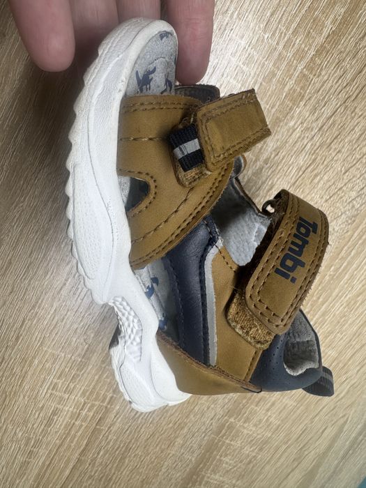 Продам сандали детские на мальчика