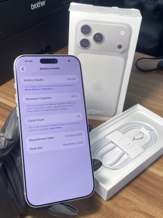 iPhone 17 Pro Max • 1 TB • Silver