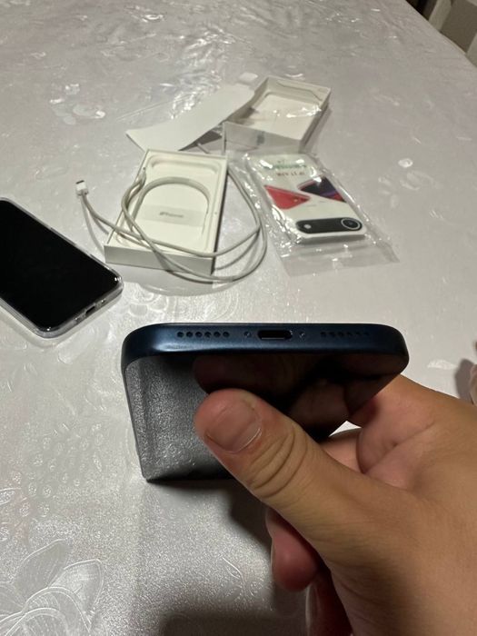 Iphone 17 pro max синий
