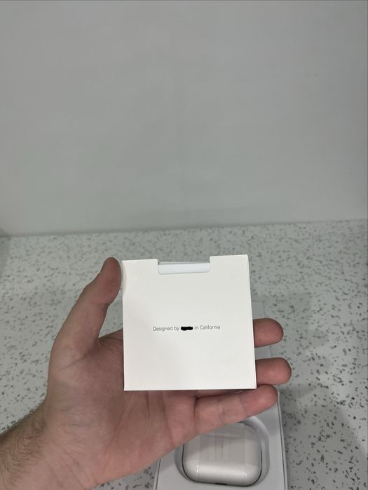Apple Airpods pro 2(serie valida si factura!!Le vand urgent‼️