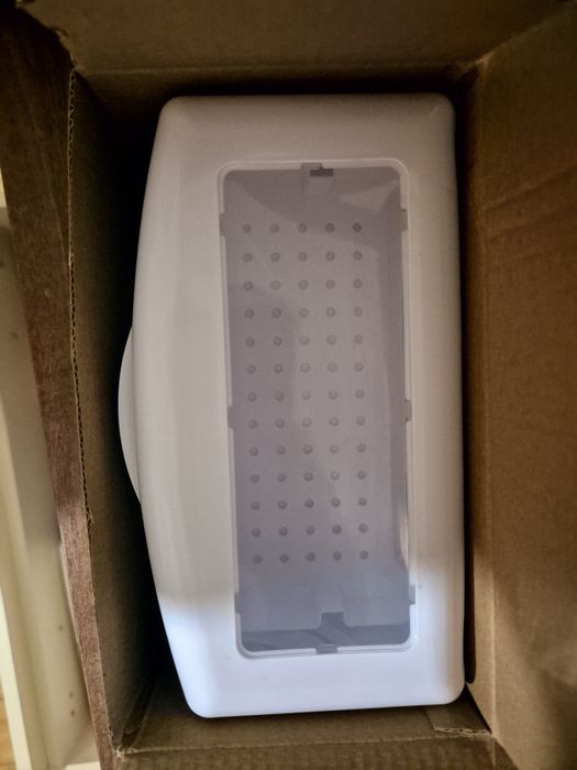 Кутия за дезинфекция на инструменти