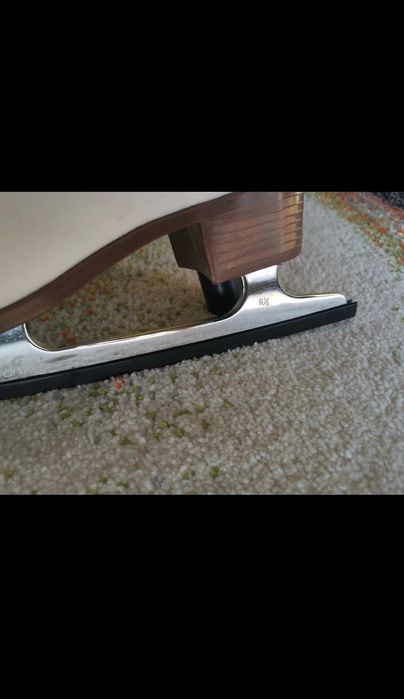 Patine Graf Bolero numărul 36