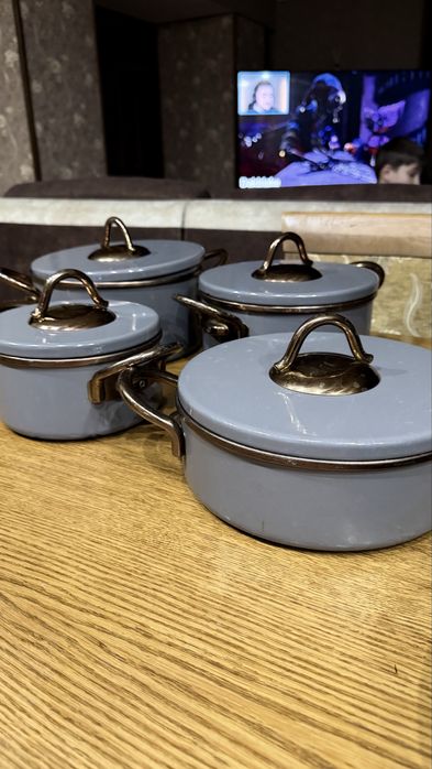 Продам кастрюли сковородки чаша мультиварки