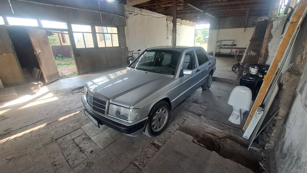 Мерседес 190, w201