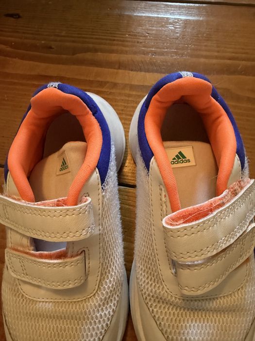 Adidasi Adidas copii