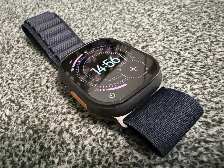  Apple / Watch Ultra3 49 / Black Titanium / 1 Purtare