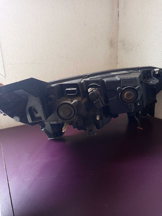 Десен фар за Рено Еспейс 5 LED PURE VISION