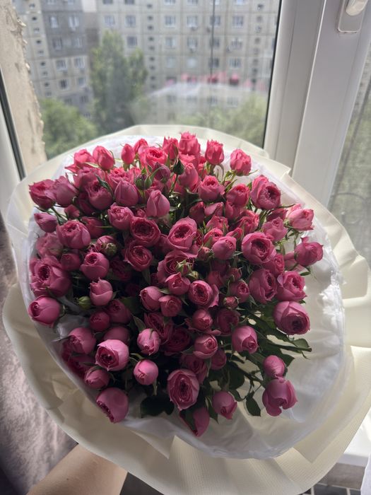 Цветы свежие сейчас получила